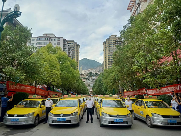 “愛心送考、奉獻(xiàn)社會(huì)”---隴運(yùn)集團(tuán)在行動(dòng)